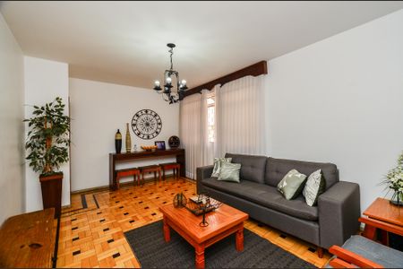 Apartamento à venda com 150m², 4 quartos e 2 vagas Apartamento à venda com 150m², 4 quartos e 2 vagasSala de Estar