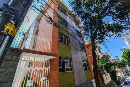 Apartamento à venda com 150m², 4 quartos e 2 vagas Apartamento à venda com 150m², 4 quartos e 2 vagasFachada