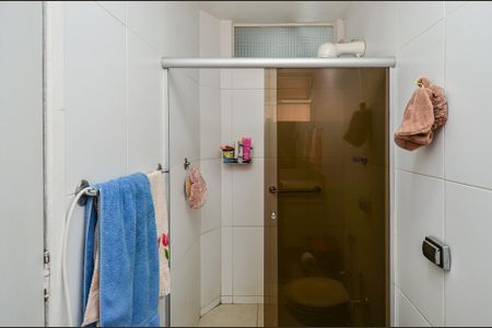 Apartamento à venda com 150m², 4 quartos e 2 vagas Apartamento à venda com 150m², 4 quartos e 2 vagasBanheiro Suíte
