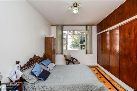 Apartamento à venda com 150m², 4 quartos e 2 vagas Apartamento à venda com 150m², 4 quartos e 2 vagasSuíte