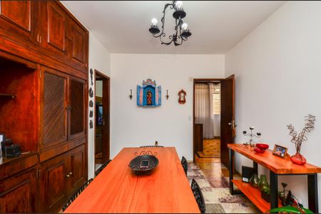Apartamento à venda com 150m², 4 quartos e 2 vagas Apartamento à venda com 150m², 4 quartos e 2 vagasSala de Jantar