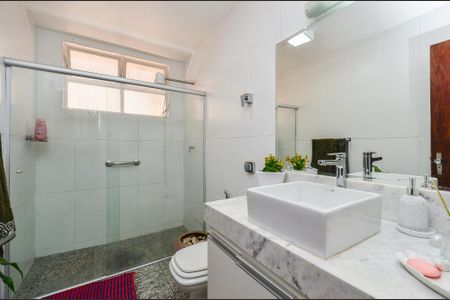 Apartamento à venda com 150m², 4 quartos e 2 vagas Apartamento à venda com 150m², 4 quartos e 2 vagasBanheiro Social