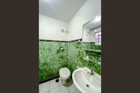 Banheiro de casa para alugar com 2 quartos, 90m² em Brás, São Paulo