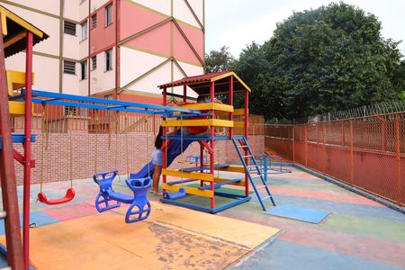 Apartamento para alugar com 52m², 2 quartos e 1 vagaÁrea comum - Playground