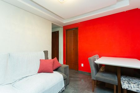Sala de apartamento para alugar com 2 quartos, 52m² em Jardim Laura, Ferraz de Vasconcelos