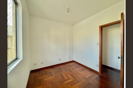 Apartamento à venda com 78m², 3 quartos e 1 vaga