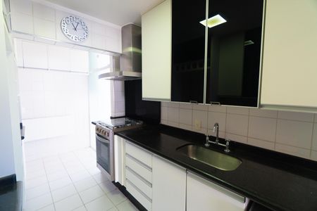 Cozinha de apartamento à venda com 3 quartos, 104m² em Vila Monte Alegre, São Paulo