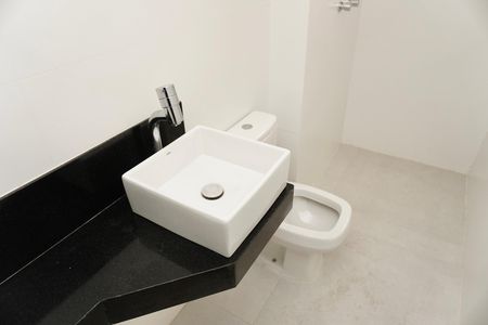 Apartamento à venda com 180m², 3 quartos e 2 vagas Apartamento à venda com 180m², 3 quartos e 2 vagasBanheiro Social