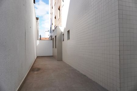 Apartamento à venda com 180m², 3 quartos e 2 vagas Apartamento à venda com 180m², 3 quartos e 2 vagasÁrea Privativa