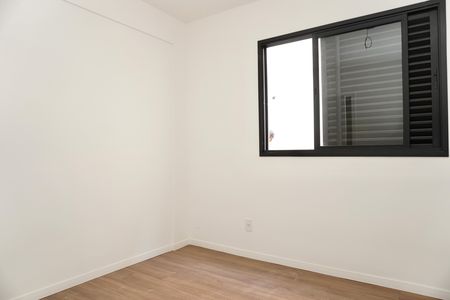 Apartamento à venda com 180m², 3 quartos e 2 vagas Apartamento à venda com 180m², 3 quartos e 2 vagasSuíte