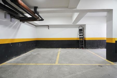 Apartamento à venda com 180m², 3 quartos e 2 vagas Apartamento à venda com 180m², 3 quartos e 2 vagasGaragem