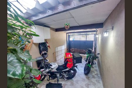 Garagem de casa à venda com 2 quartos, 90m² em Jardim Sao Joao, São Paulo