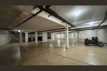 Garagem de apartamento à venda com 2 quartos, 40m² em Parque Novo Oratório, Santo André