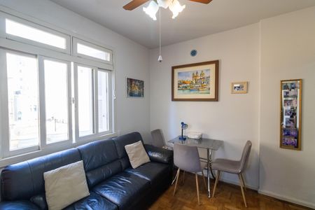 Apartamento à venda com 35m², 1 quarto e sem vaga Apartamento à venda com 35m², 1 quarto e sem vagaSala
