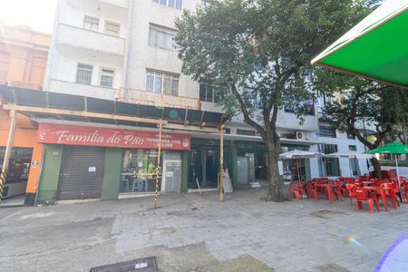 Apartamento à venda com 35m², 1 quarto e sem vaga Apartamento à venda com 35m², 1 quarto e sem vagaFachada