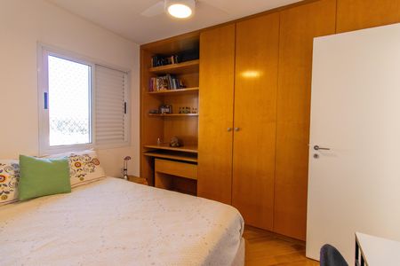Casa de condomínio para alugar com 220m², 3 quartos e 3 vagas Casa de condomínio para alugar com 220m², 3 quartos e 3 vagasQuarto 2 - Armários
