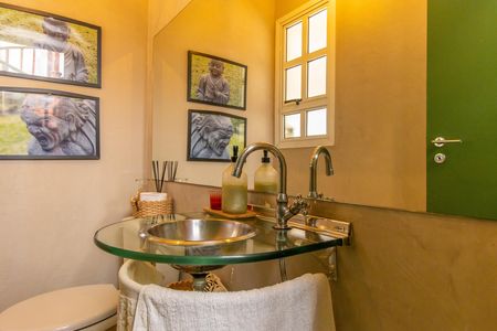 Casa de condomínio para alugar com 220m², 3 quartos e 3 vagas Casa de condomínio para alugar com 220m², 3 quartos e 3 vagasLavabo