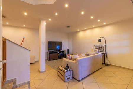 Casa de condomínio para alugar com 220m², 3 quartos e 3 vagas Casa de condomínio para alugar com 220m², 3 quartos e 3 vagasSala 2 - Andar inferior