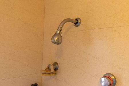 Banheiro do Quarto 3 - Suíte de casa de condomínio para alugar com 3 quartos, 220m² em Granja Viana, Cotia