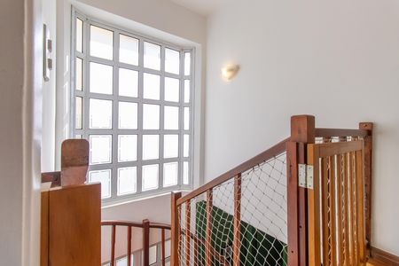 Casa de condomínio para alugar com 220m², 3 quartos e 3 vagas Casa de condomínio para alugar com 220m², 3 quartos e 3 vagasAndar superior