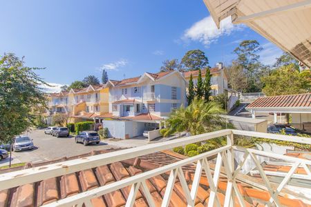 Casa de condomínio para alugar com 220m², 3 quartos e 3 vagas Casa de condomínio para alugar com 220m², 3 quartos e 3 vagasVaranda do Quarto 3 - Suíte