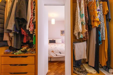 Closet do Quarto 3 - Suíte de casa de condomínio para alugar com 3 quartos, 220m² em Granja Viana, Cotia
