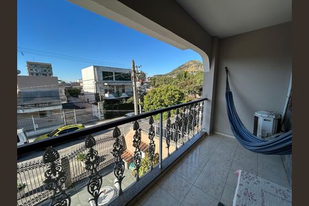 Varanda do Quarto 2 de casa à venda com 3 quartos, 290m² em Praça Seca, Rio de Janeiro