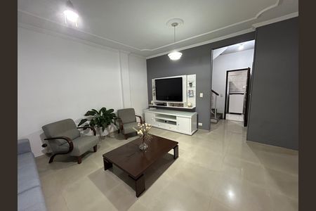 Sala de casa à venda com 3 quartos, 290m² em Praça Seca, Rio de Janeiro