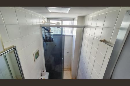 Banheiro de apartamento à venda com 2 quartos, 46m² em Irajá, Rio de Janeiro