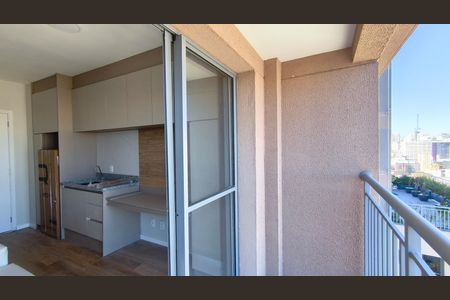 Studio para alugar com 28m², 1 quarto e sem vaga Studio para alugar com 28m², 1 quarto e sem vagaVaranda