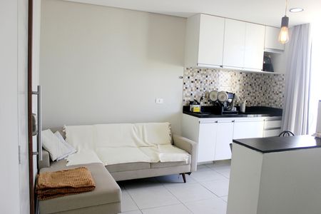 Sala e cozinha  de kitnet/studio à venda com 1 quarto, 39m² em Vila Augusta, Guarulhos