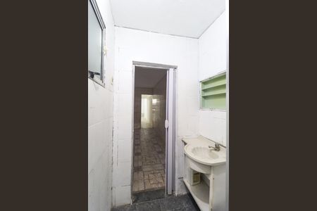 Casa para alugar com 55m², 1 quarto e sem vaga Casa para alugar com 55m², 1 quarto e sem vagaBanheiro