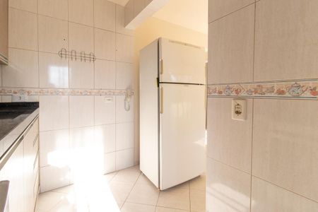 Apartamento para alugar com 54m², 2 quartos e 1 vaga Apartamento para alugar com 54m², 2 quartos e 1 vagaCozinha - Armários