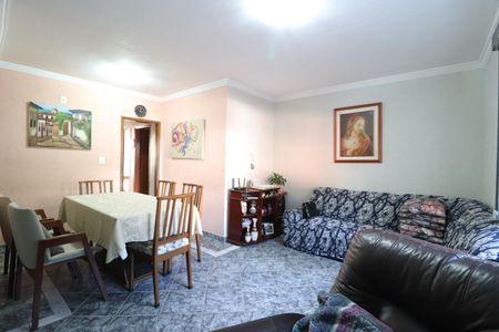Apartamento para alugar com 3 quartos, 75m² em Saraiva, Uberlândia
