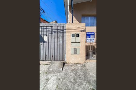Fachada  de casa para alugar com 1 quarto, 40m² em Parque Boturussu, São Paulo
