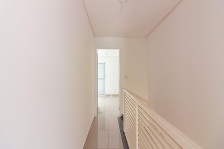 Corredor de casa à venda com 2 quartos, 64m² em Jardim D’abril, Osasco