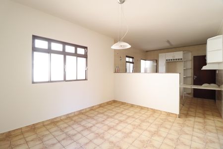 Apartamento para alugar com 114m², 3 quartos e 1 vagaSala de Jantar