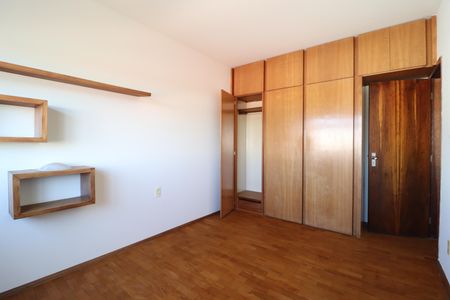 Apartamento para alugar com 114m², 3 quartos e 1 vagaQuarto 2