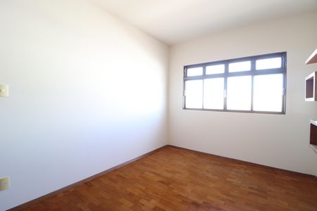 Quarto 2 de apartamento para alugar com 3 quartos, 114m² em Martins, Uberlândia