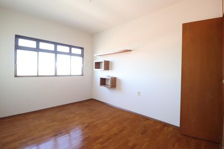 Apartamento para alugar com 114m², 3 quartos e 1 vagaQuarto 2