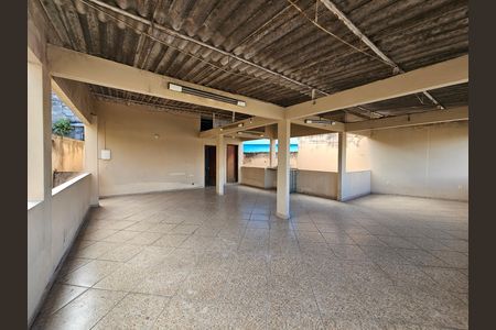 Casa para alugar com 100m², 3 quartos e 2 vagas Casa para alugar com 100m², 3 quartos e 2 vagasTerraço