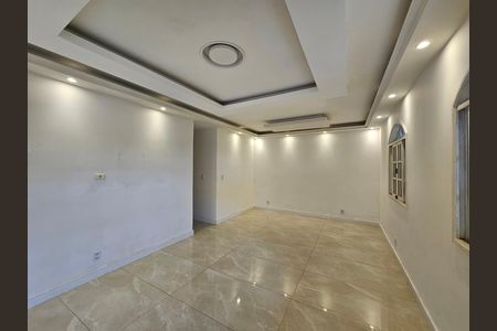 Sala  de casa para alugar com 3 quartos, 100m² em Dona Neli, Nova Iguaçu