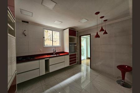 Cozinha de casa para alugar com 3 quartos, 100m² em Dona Neli, Nova Iguaçu