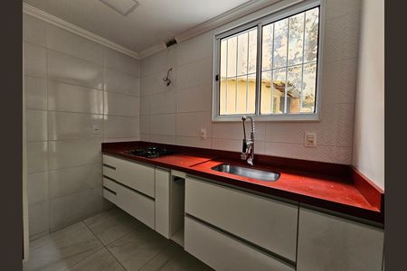 Casa para alugar com 100m², 3 quartos e 2 vagas Casa para alugar com 100m², 3 quartos e 2 vagasCozinha