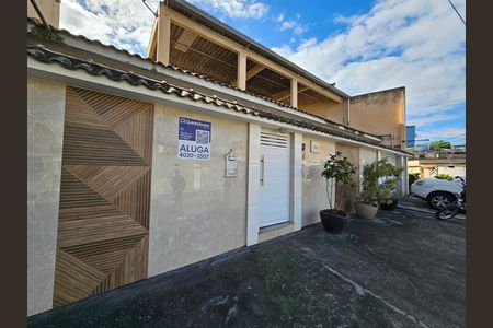 Casa para alugar com 100m², 3 quartos e 2 vagas Casa para alugar com 100m², 3 quartos e 2 vagasFachada