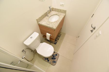 Banheiro da Suíte de apartamento para alugar com 1 quarto, 35m² em Centro, Curitiba