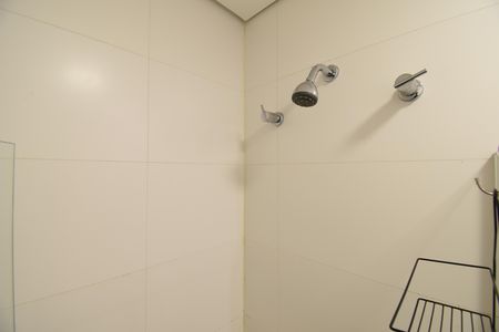 Banheiro da Suíte de apartamento para alugar com 1 quarto, 35m² em Centro, Curitiba