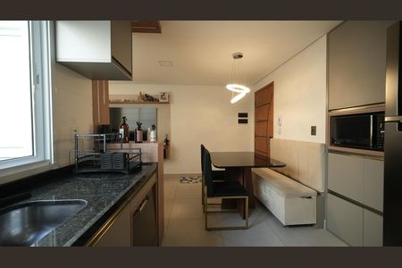 Cozinha de apartamento à venda com 2 quartos, 112m² em Vila Gilda, Santo André