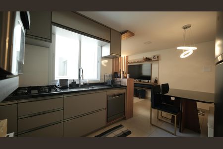 Apartamento à venda com 112m², 2 quartos e 2 vagasCozinha