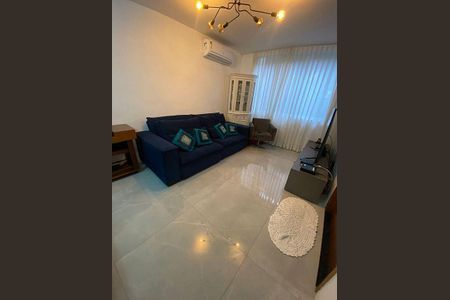 Casa à venda com 3 quartos, 150m² em Jardim Petropolis, São Paulo